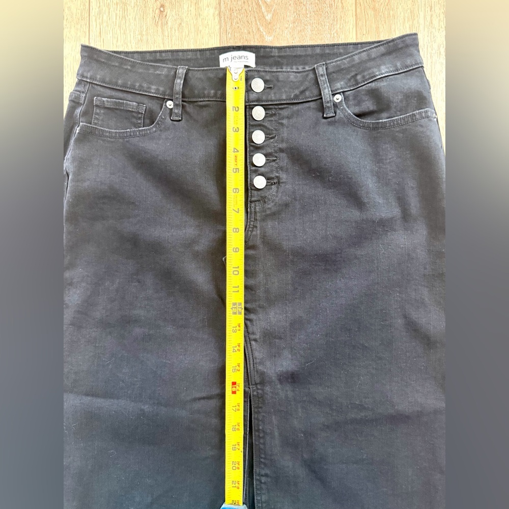Maurices Black Denim Skirt stretchy and comfy front split - Picture 4 of 12